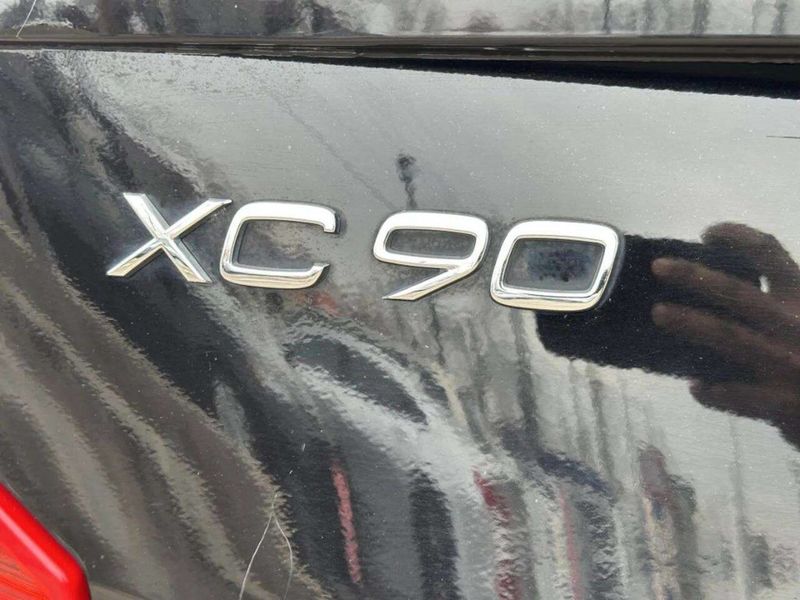 2018 Volvo XC90 T6 AWD 7-Passenger Momentum - 22986784 - 13