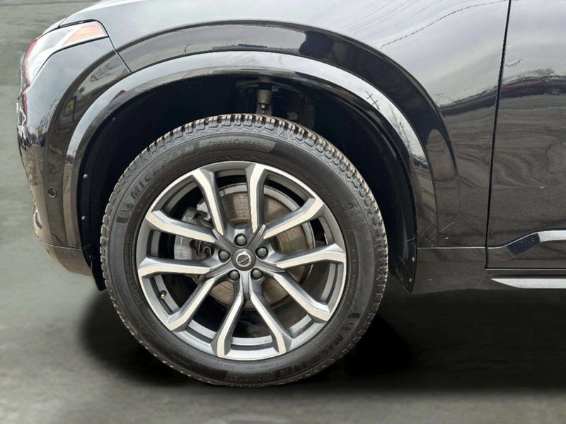 2018 Volvo XC90 T6 AWD 7-Passenger Momentum - 22986784 - 35