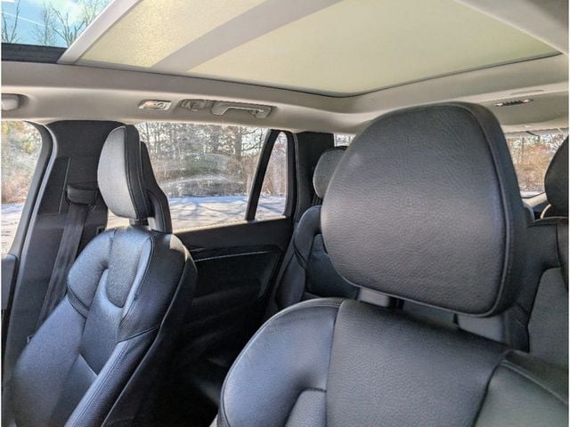 2018 Volvo XC90 T6 AWD 7-Passenger Momentum - 22976352 - 14