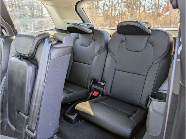 2018 Volvo XC90 T6 AWD 7-Passenger Momentum - 22976352 - 17