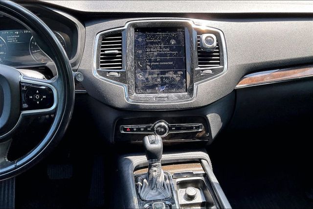 2018 Volvo XC90 T6 AWD 7-Passenger Momentum - 23047452 - 24