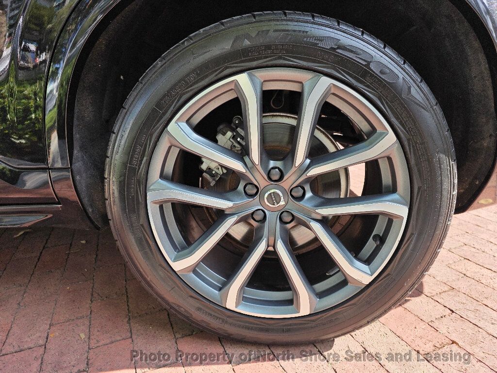 2018 Volvo XC90 T6 AWD 7-Passenger Momentum - 22945786 - 23