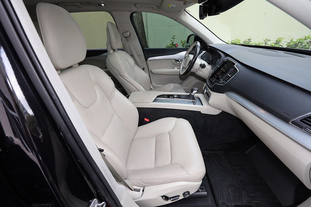 2018 Volvo XC90 T6 AWD 7-Passenger Momentum - 23045187 - 28