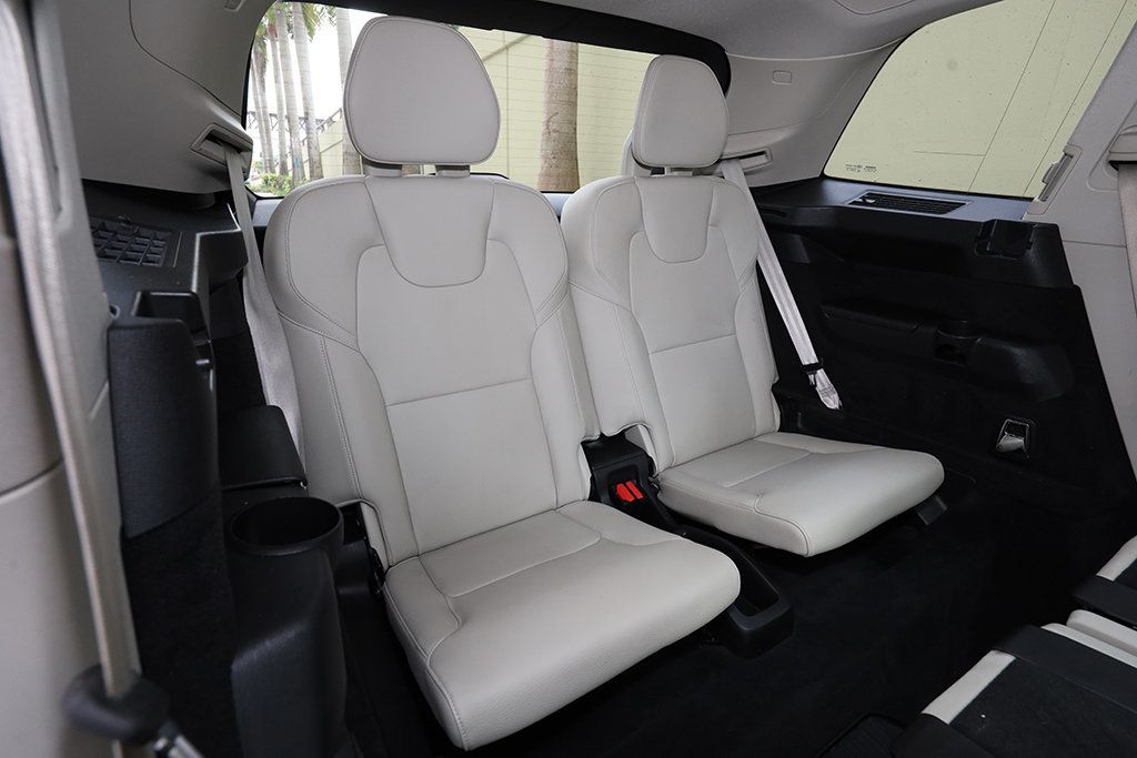 2018 Volvo XC90 T6 AWD 7-Passenger Momentum - 23045187 - 33