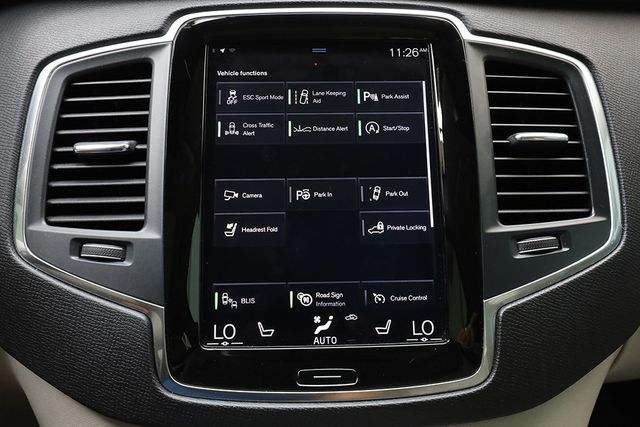 2018 Volvo XC90 T6 AWD 7-Passenger Momentum - 23045187 - 46