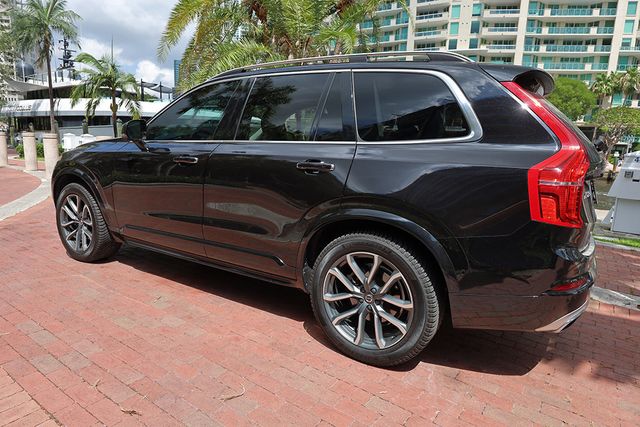 2018 Volvo XC90 T6 AWD 7-Passenger Momentum - 23045187 - 4