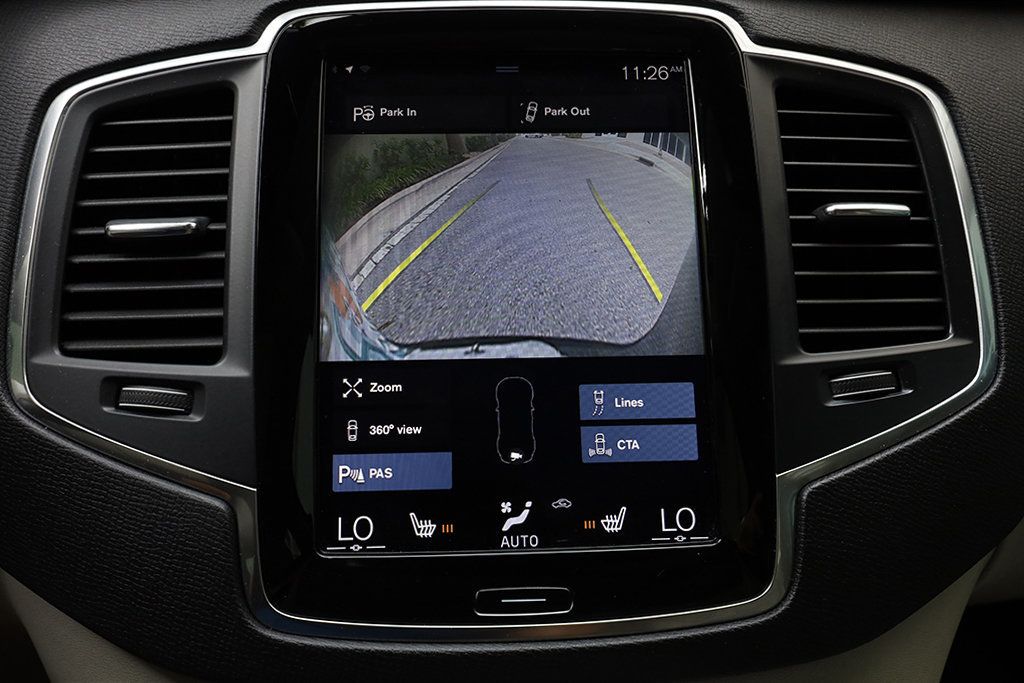 2018 Volvo XC90 T6 AWD 7-Passenger Momentum - 23045187 - 50