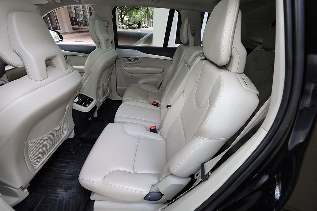 2018 Volvo XC90 T6 AWD 7-Passenger Momentum - 23045187 - 7
