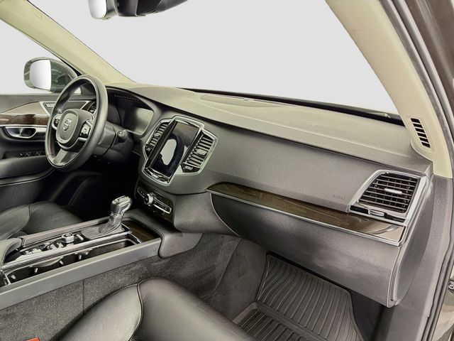 2018 Volvo XC90 T6 AWD 7-Passenger Momentum - 23057852 - 30