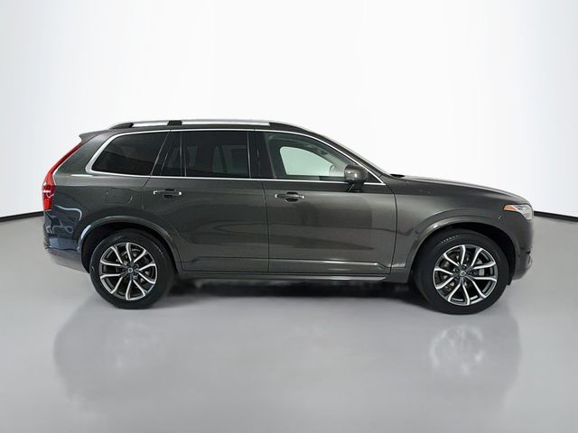 2018 Volvo XC90 T6 AWD 7-Passenger Momentum - 23057852 - 7