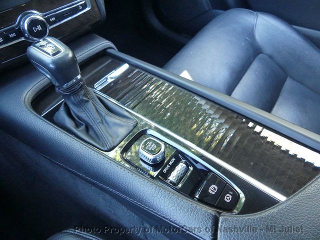 2018 Volvo XC90 T6 AWD 7-Passenger Momentum - 23085126 - 42