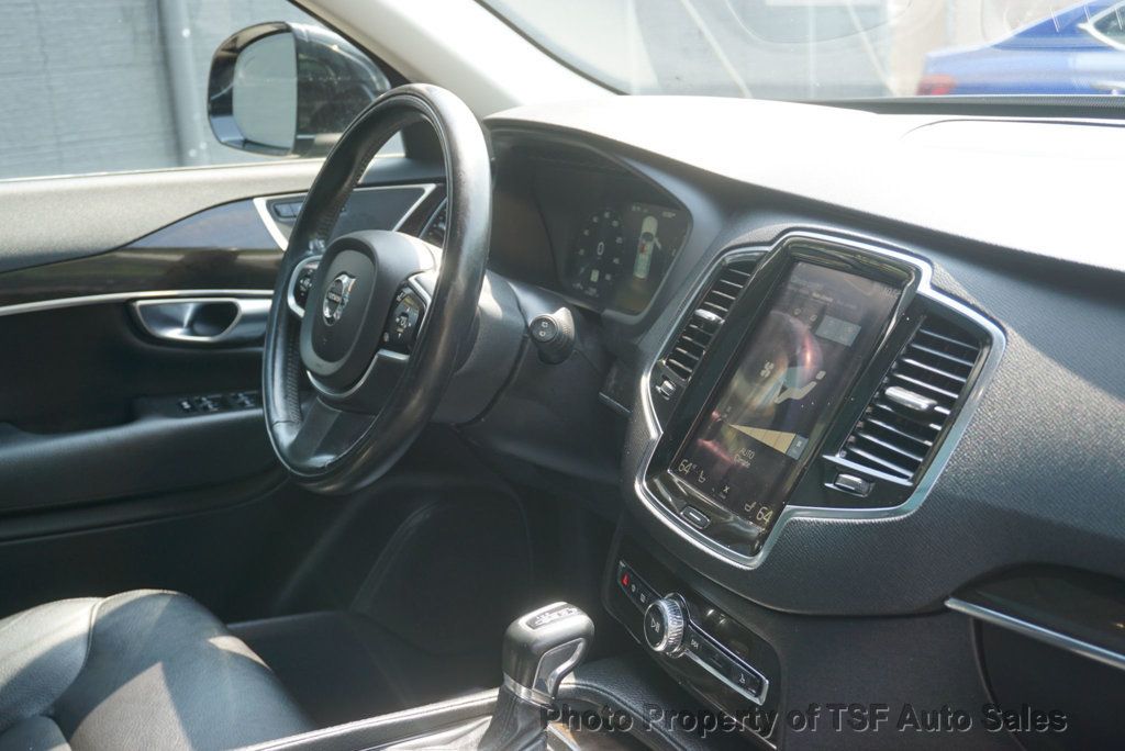 2018 Volvo XC90 T6 AWD 7-Passenger Momentum - 23048243 - 16