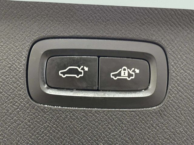 2018 Volvo XC90 T6 AWD 7-Passenger R-Design - 23004539 - 15