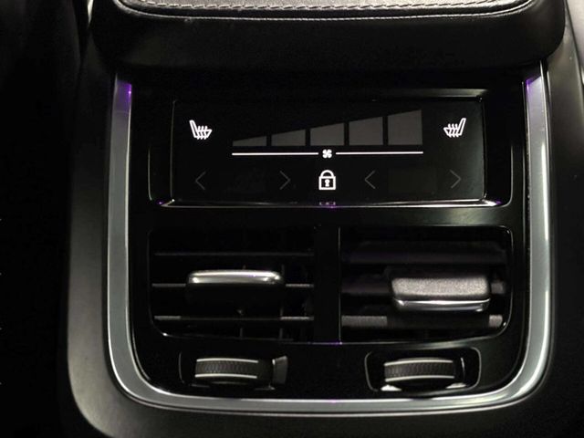 2018 Volvo XC90 T6 AWD 7-Passenger R-Design - 23004539 - 22