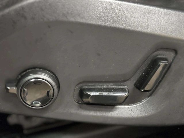 2018 Volvo XC90 T6 AWD 7-Passenger R-Design - 23004539 - 38