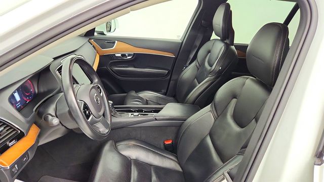 2018 Volvo XC90 T6 AWD 7-Person Inscription w/ 360 Camera & Park Assist - 23074950 - 19