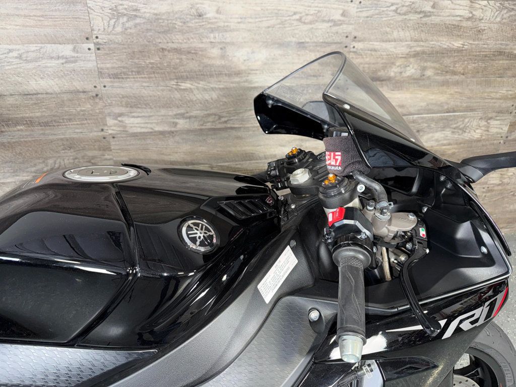 2018 Yamaha YZF-R1 SUPER CLEAN! - 23006421 - 9