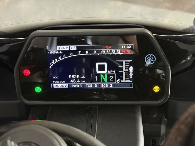 2018 Yamaha YZF-R1 SUPER CLEAN! - 23006421 - 10