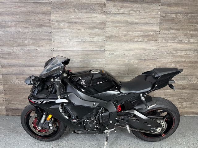 2018 Yamaha YZF-R1 SUPER CLEAN! - 23006421 - 11