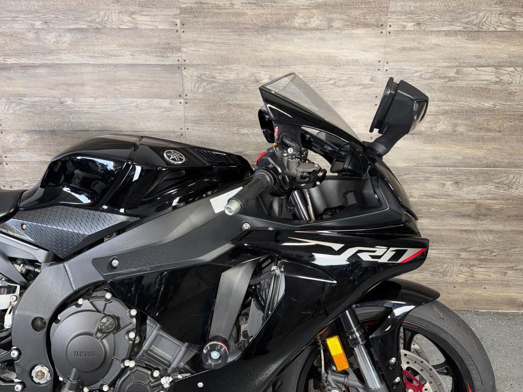 2018 Yamaha YZF-R1 SUPER CLEAN! - 23006421 - 3