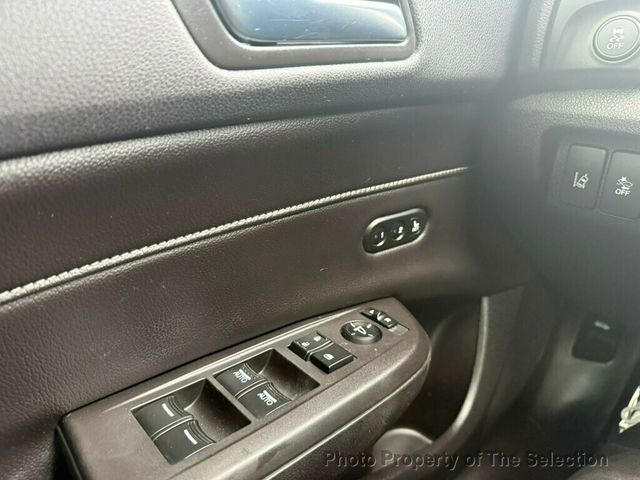 2019 Acura ILX ILX FWD W/ TECH PKG - 22971247 - 32