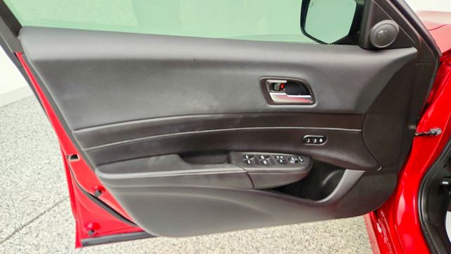 2019 Acura ILX Sedan w/Premium/A-Spec Pkg, Heated Front Seats & Apple CarPlay - 22997446 - 10