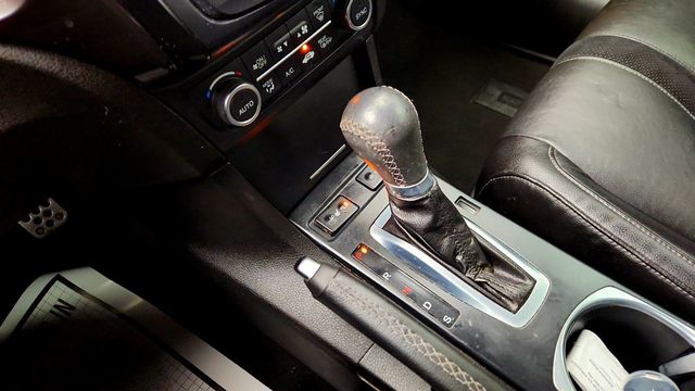 2019 Acura ILX Sedan w/Premium/A-Spec Pkg, Heated Front Seats & Apple CarPlay - 22997446 - 16