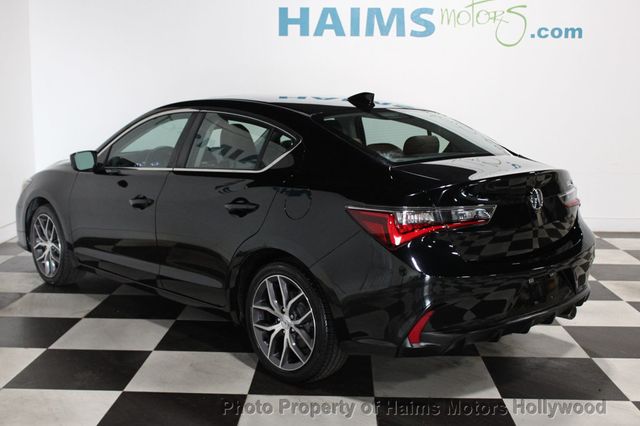 2019 Acura ILX Sedan w/Technology Pkg - 22702301 - 4