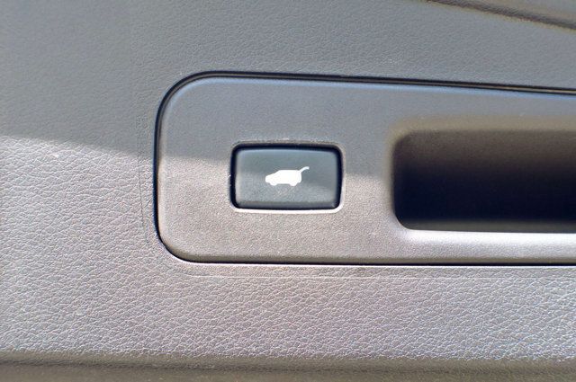 2019 Acura MDX LocalTrade/SH-AWD-Hybrid/AdvancePkg/Heated&CooledSeats - 22991815 - 51