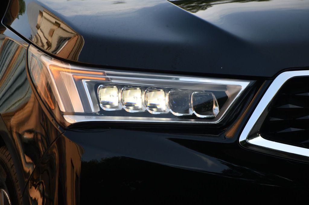 2019 Acura MDX SH-AWD photo 4