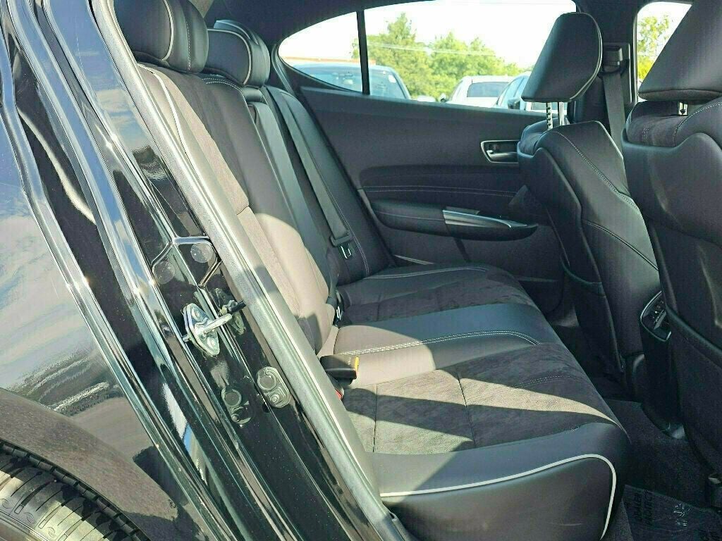 2019 Acura TLX 3.5L SH-AWD A-Spec photo 17