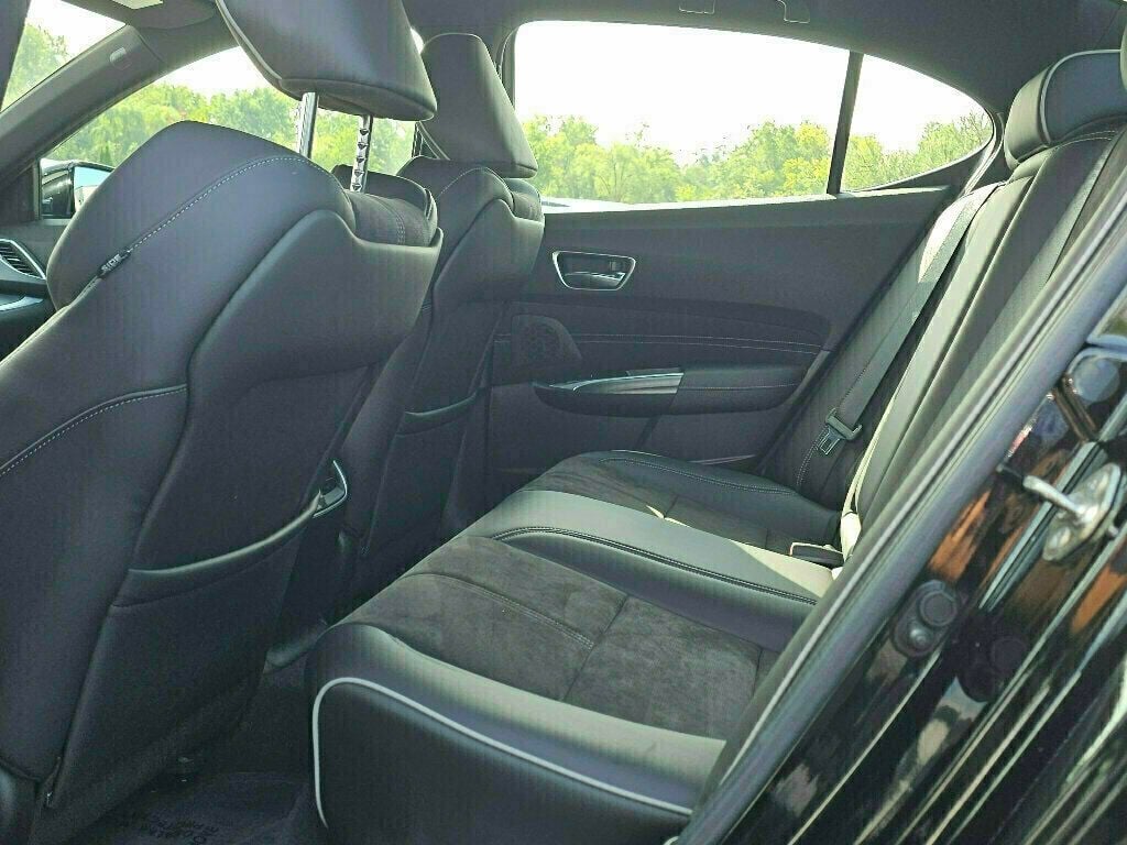 2019 Acura TLX 3.5L SH-AWD A-Spec photo 18