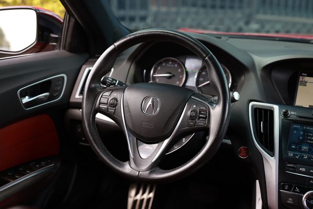 2019 Acura TLX 3.5L SH-AWD w/A-Spec Pkg Red Leather - 23059688 - 32