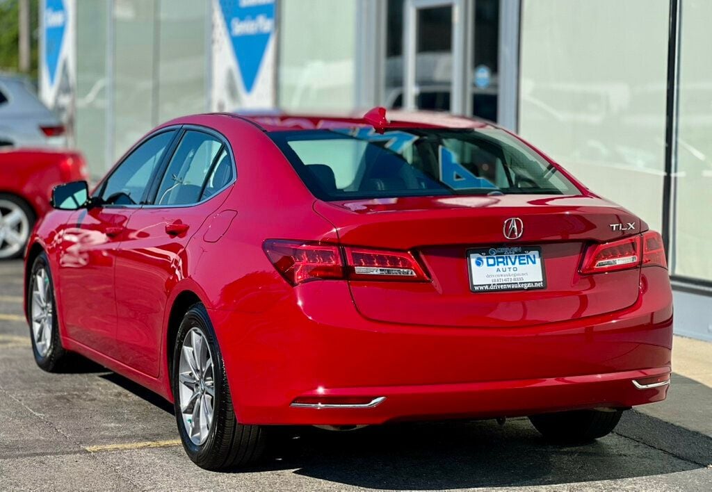 2019 Acura TLX FWD - 22897903 - 30