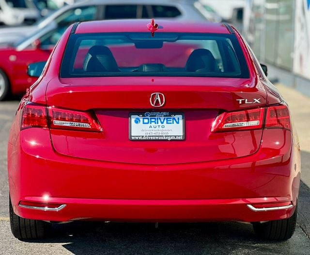 2019 Acura TLX FWD - 22897903 - 31