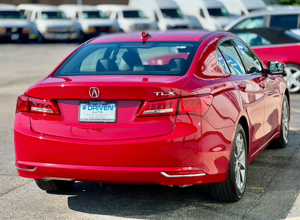 2019 Acura TLX FWD - 22897903 - 32