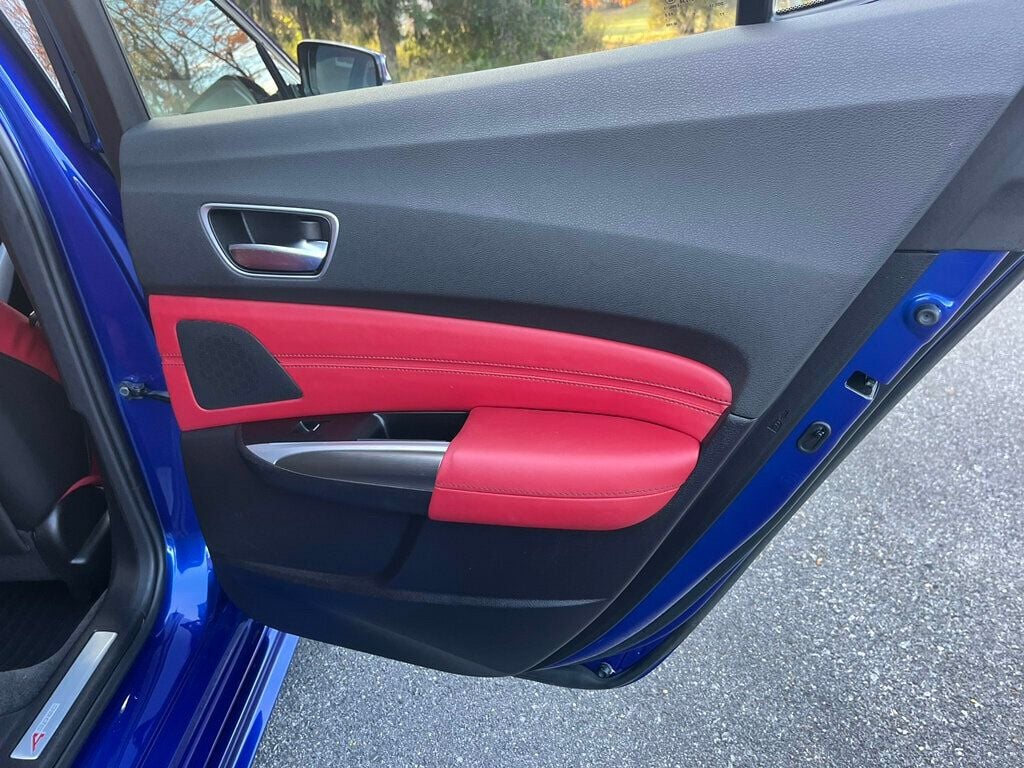 2019 Acura TLX HOTTER THAN GEORGIA ASPHALT!! - 22935782 - 46