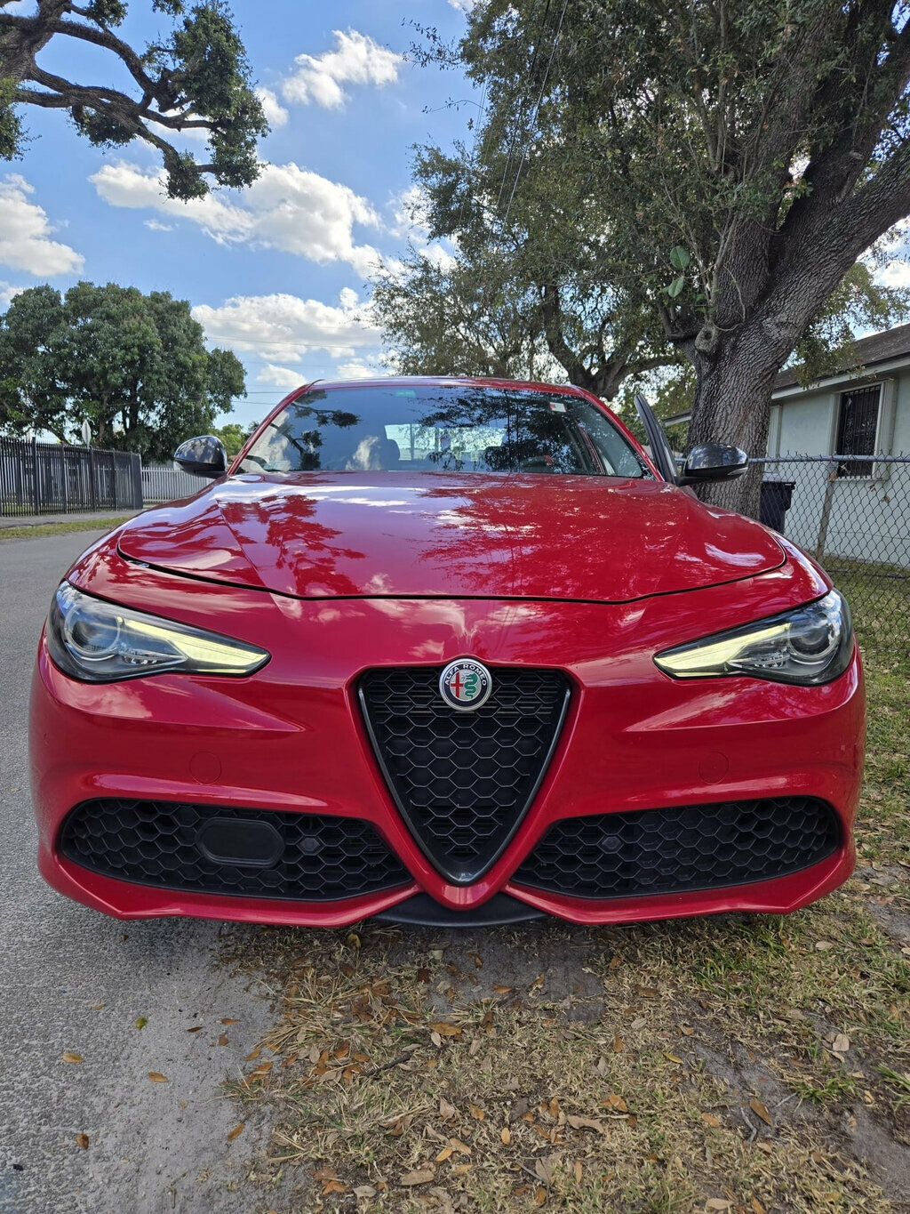 2019 Alfa Romeo Giulia AWD - 22984730 - 10
