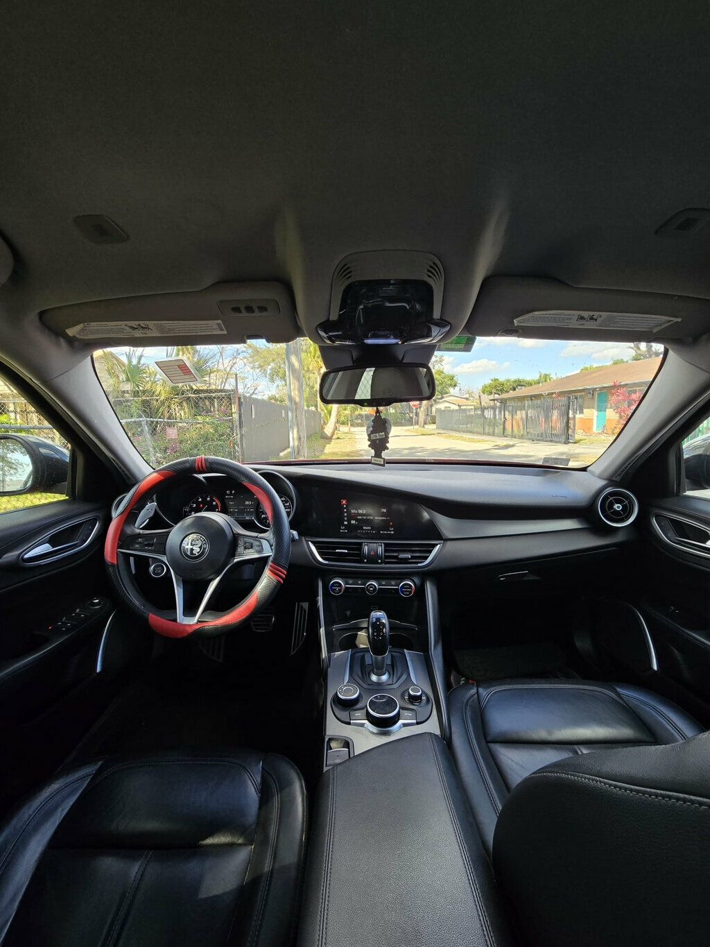 2019 Alfa Romeo Giulia AWD - 22984730 - 11