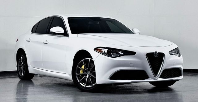 2019 Alfa Romeo Giulia AWD - 22950277 - 1