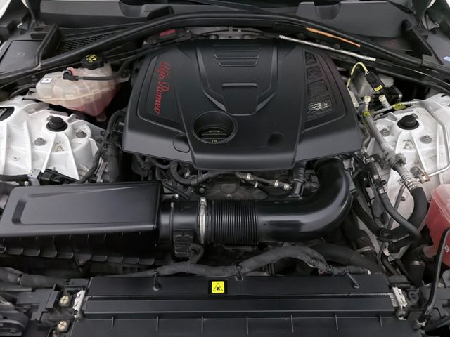 2019 Alfa Romeo Giulia AWD - 22950277 - 41