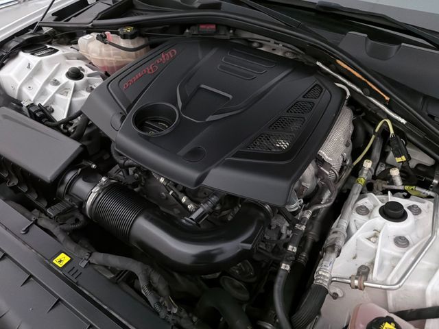 2019 Alfa Romeo Giulia AWD - 22950277 - 43