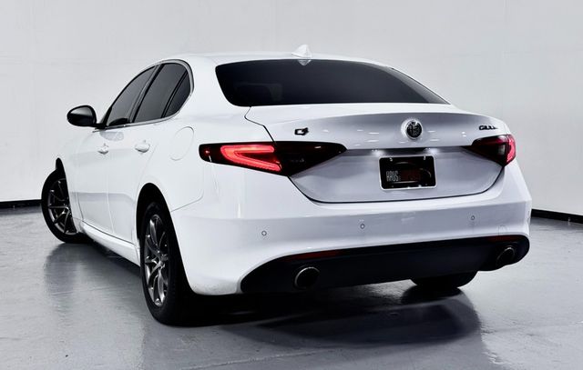2019 Alfa Romeo Giulia AWD - 22950277 - 8