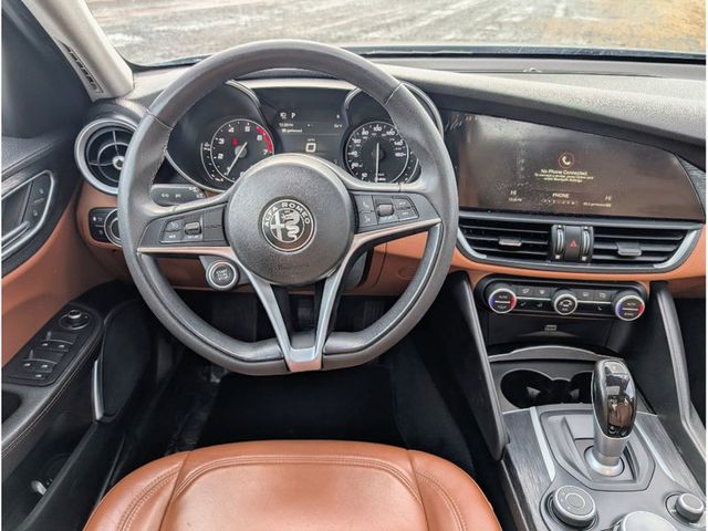 2019 Alfa Romeo Giulia AWD - 23000306 - 19