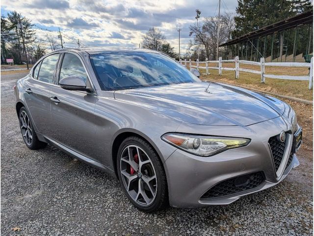 2019 Alfa Romeo Giulia AWD - 23000306 - 2