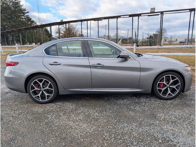 2019 Alfa Romeo Giulia AWD - 23000306 - 7