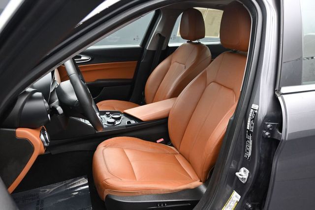 2019 Alfa Romeo Giulia RWD - 23021049 - 10