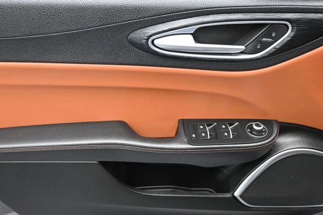 2019 Alfa Romeo Giulia RWD - 23021049 - 12