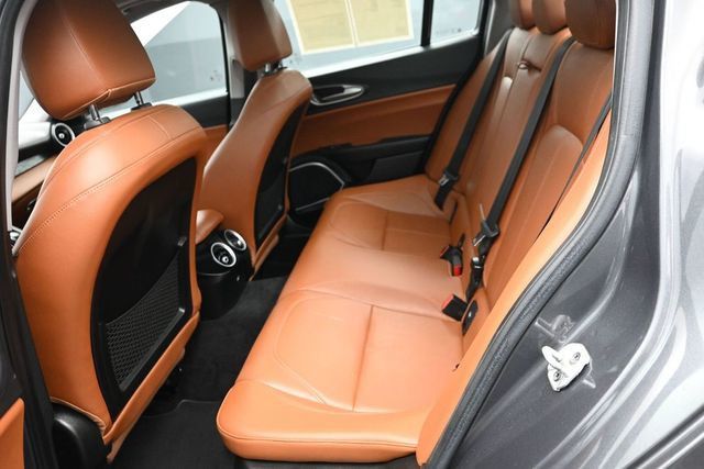 2019 Alfa Romeo Giulia RWD - 23021049 - 14