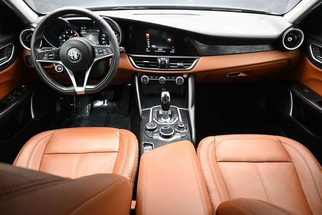 2019 Alfa Romeo Giulia RWD - 23021049 - 17